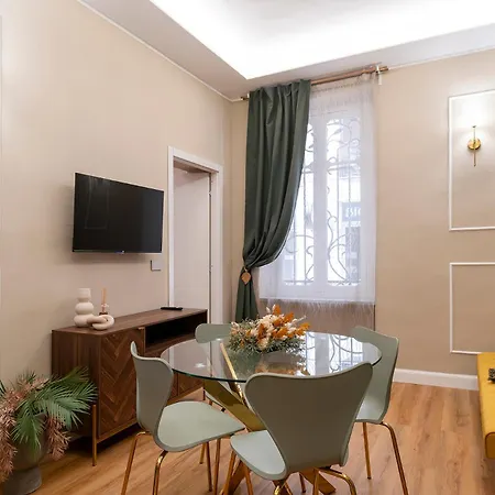 Clair De Lune Apartment Asti